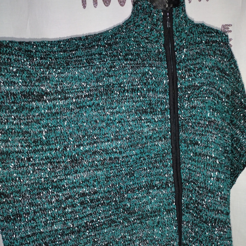 Jones ny zip up Pancho